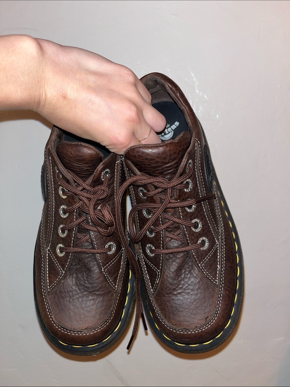 Dr. Martens Buzz Grizzly Brown